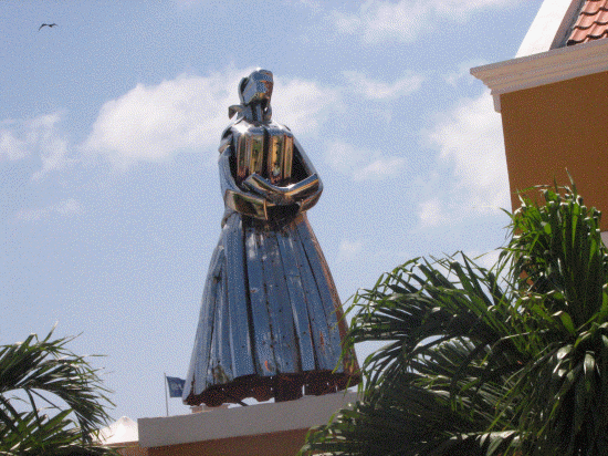 "Bumper" lady in Curacao