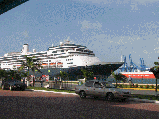 Ship back at Colon